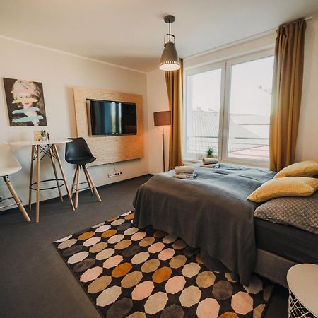 Апартаменти Beautiful New Studio, 400M From The Square Плзень Екстер'єр фото