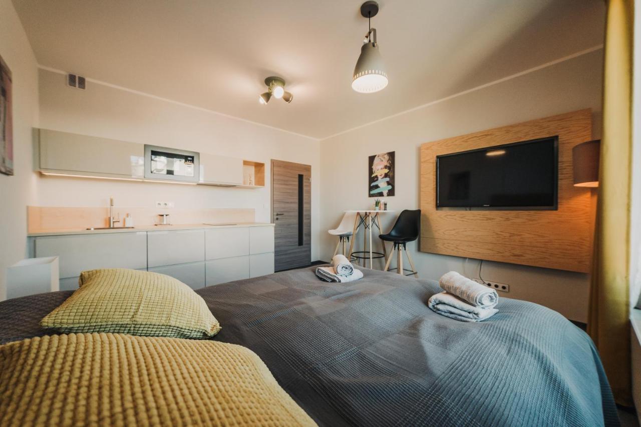 Апартаменти Beautiful New Studio, 400M From The Square Плзень Екстер'єр фото